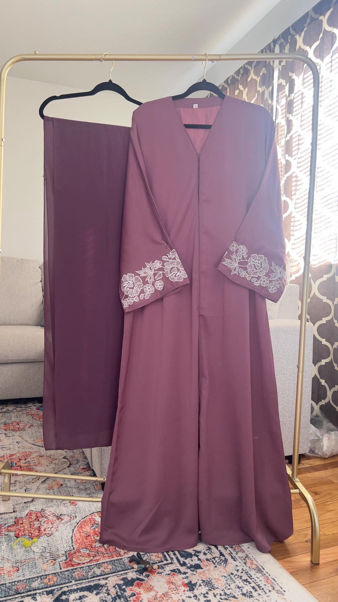 Pink Abaya Set Front Open Design - Exquisite Hand-Embroidered Dubai Abaya - Perfect for Nursing Moms - Ideal Travel, Eid and Prayer Dress